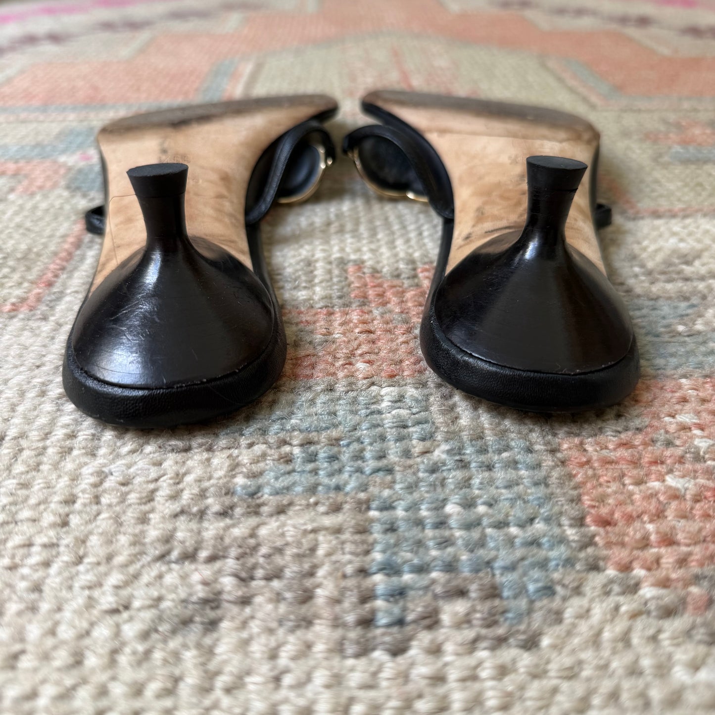 S/S2002 Tom Ford Gucci Heart Sandals - US 8-8.5