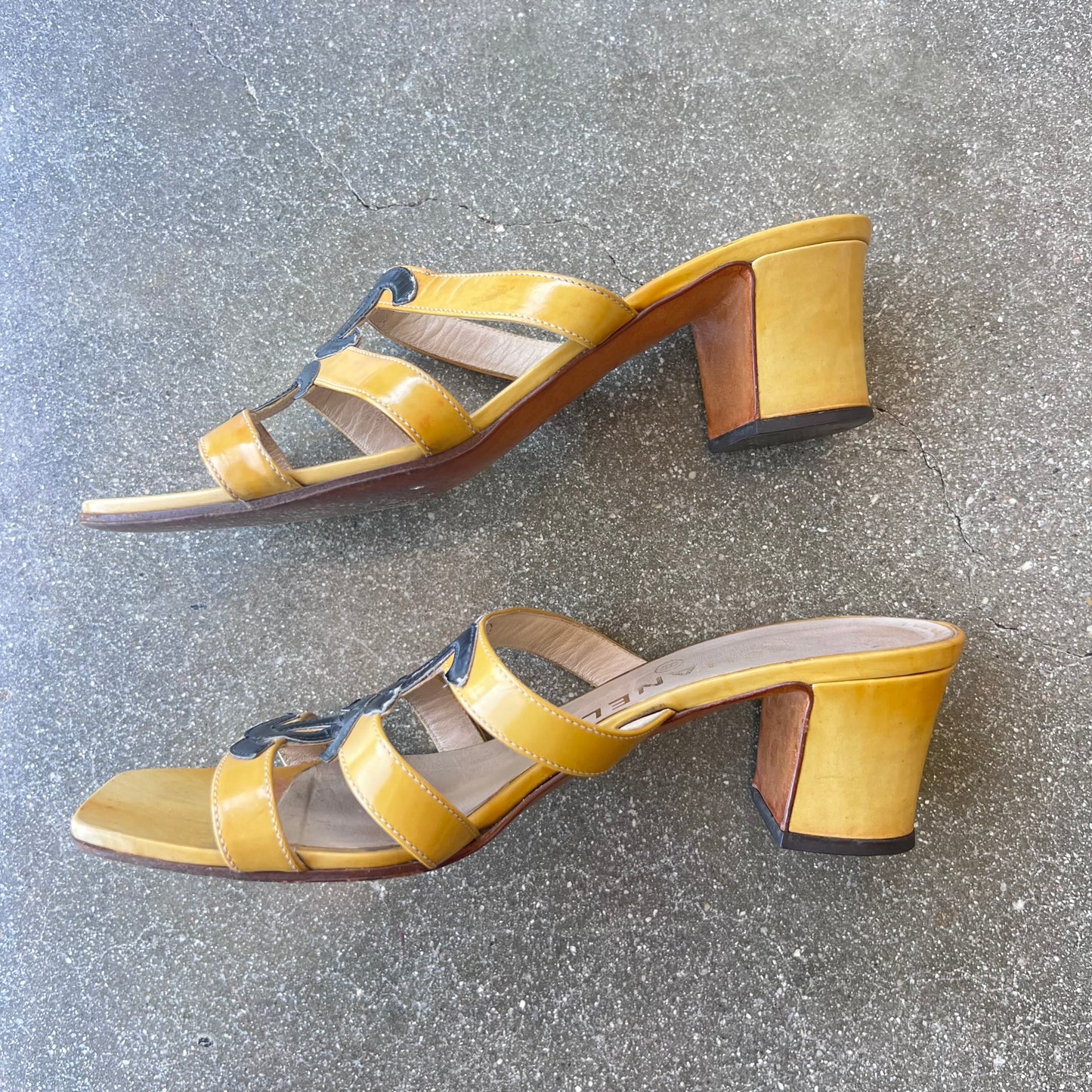 Spring 1995 Yellow Patent Chanel Sandals 37