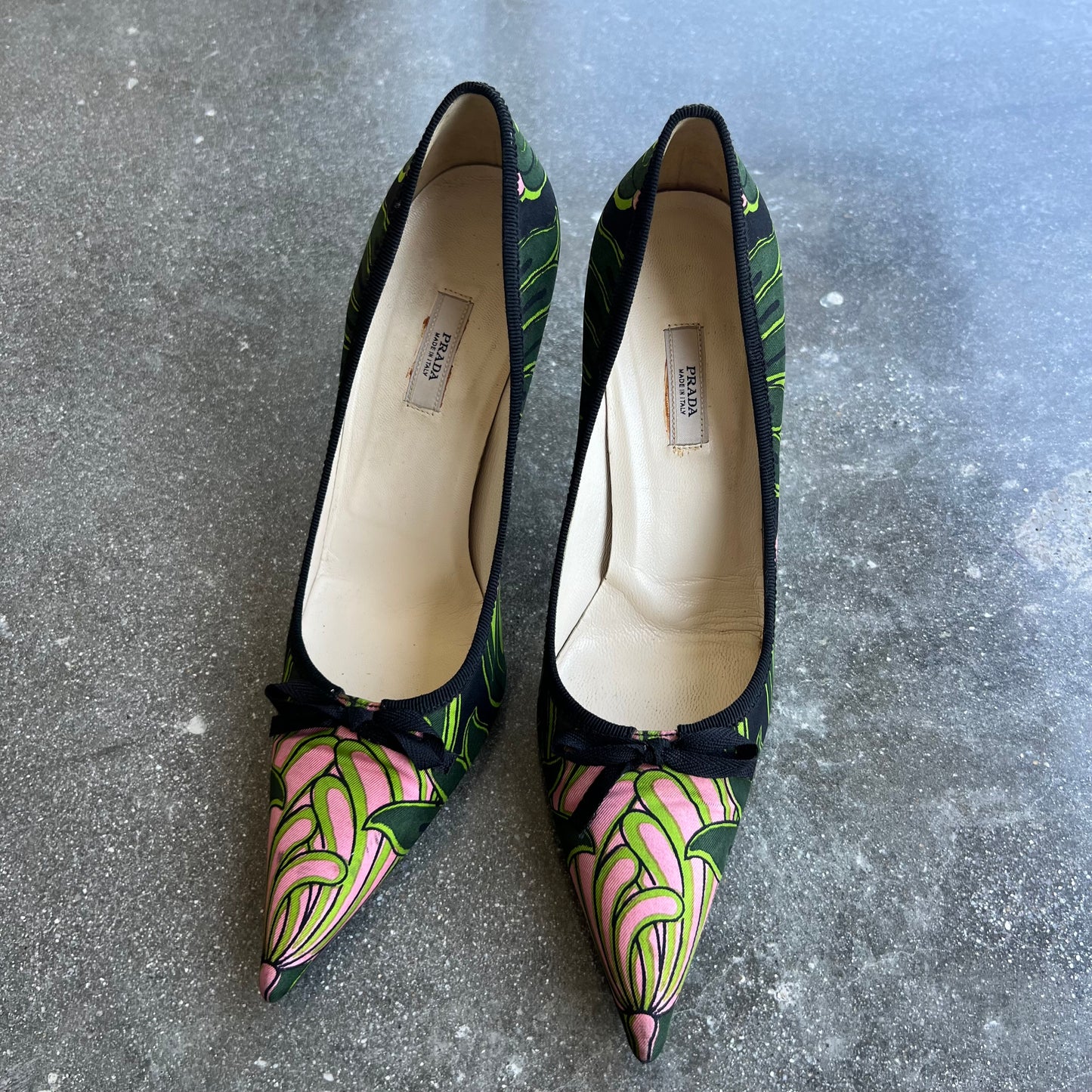 Prada Green and Pink Printed Bow Pumps - 37.5