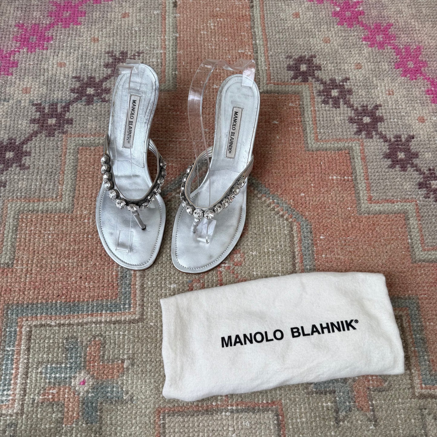 00s Silver Manolo Blahnik Thong Sandals - US 9.5