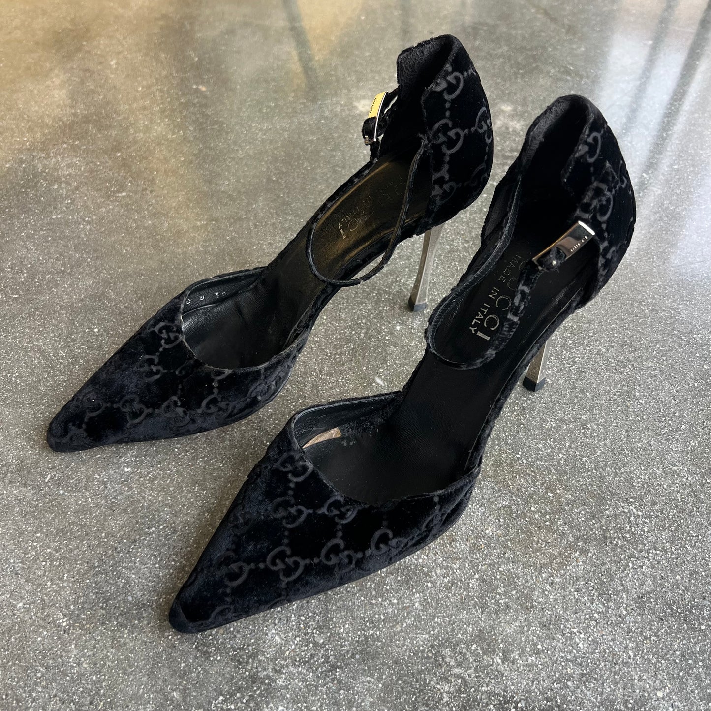 Fall 1997 Gucci Tom Ford Silk Velvet Heels - US 8