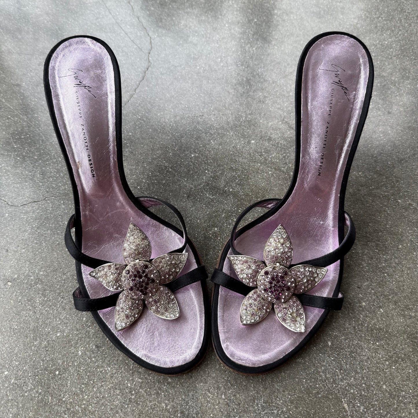 00s Giuseppe Zanotti Purple Crystal Flower Mules - US 8-8.5