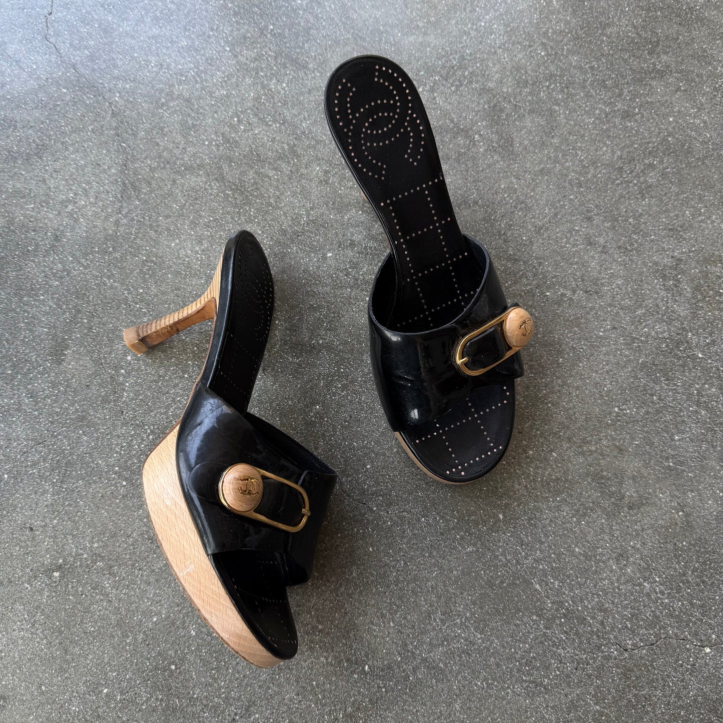 90s Chanel Patent Leather Buckle Platforms - US 5.5-6