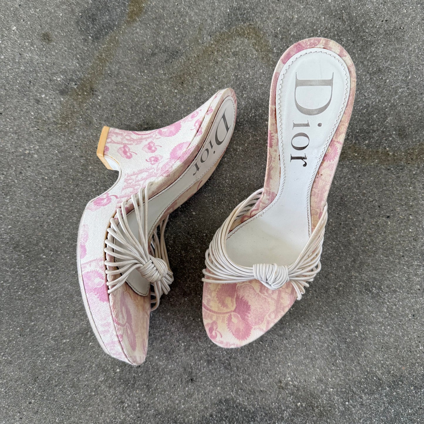 SS04 Galliano Dior Girly Knotted Wedges - US 6.5