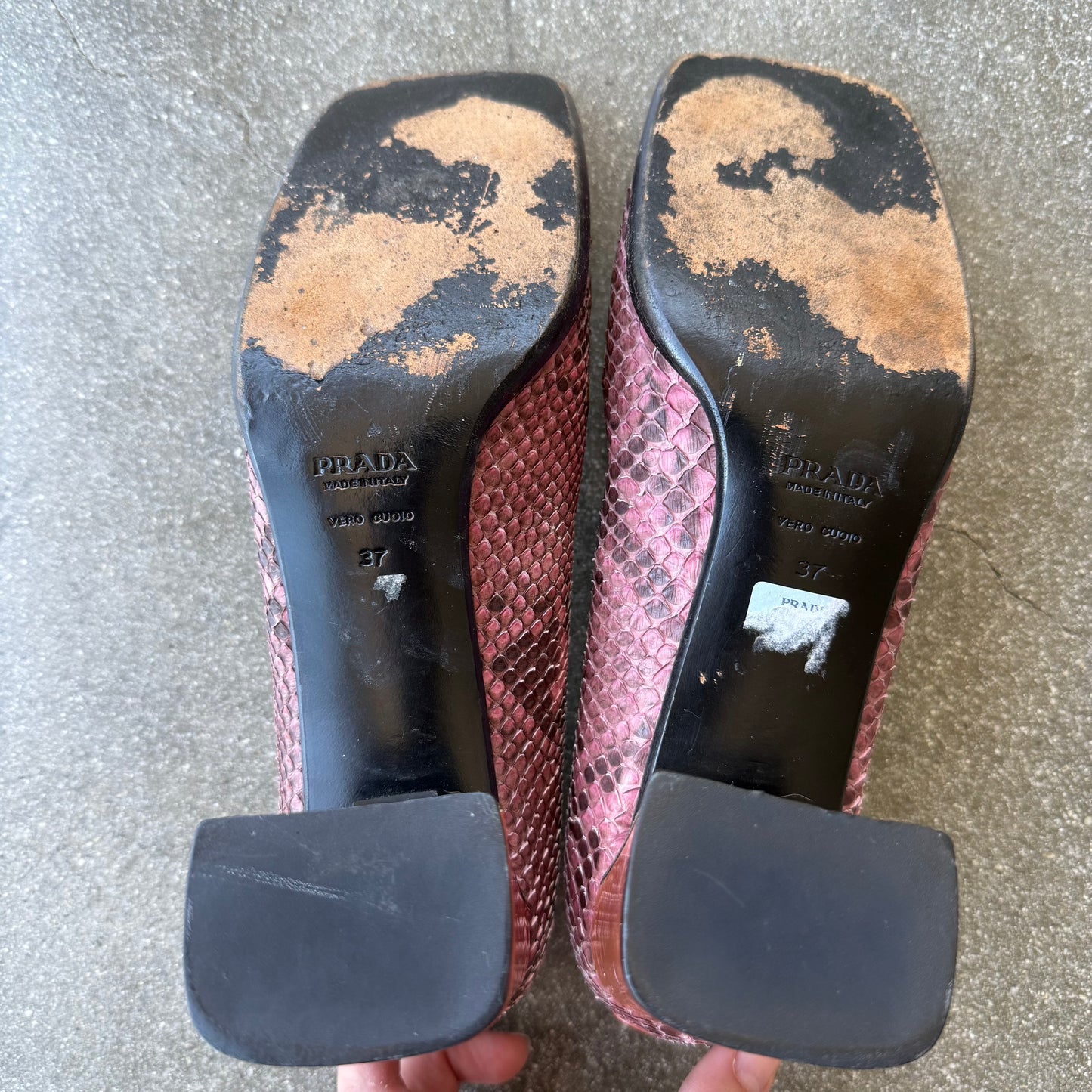 Prada FW99 Python Tasseled Pumps - US 7-7.5