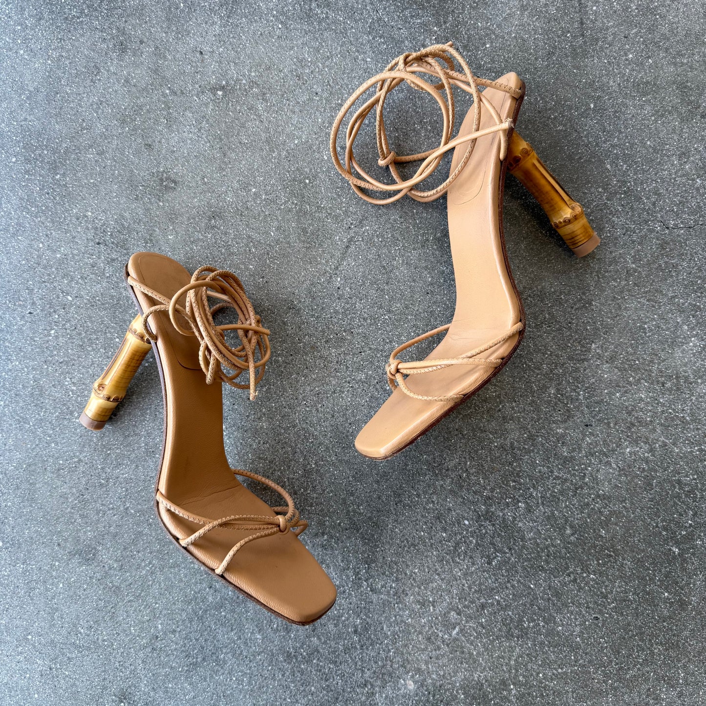 SS02 Gucci by Tom Ford Leather Bamboo Wrap Sandals - US 7.5