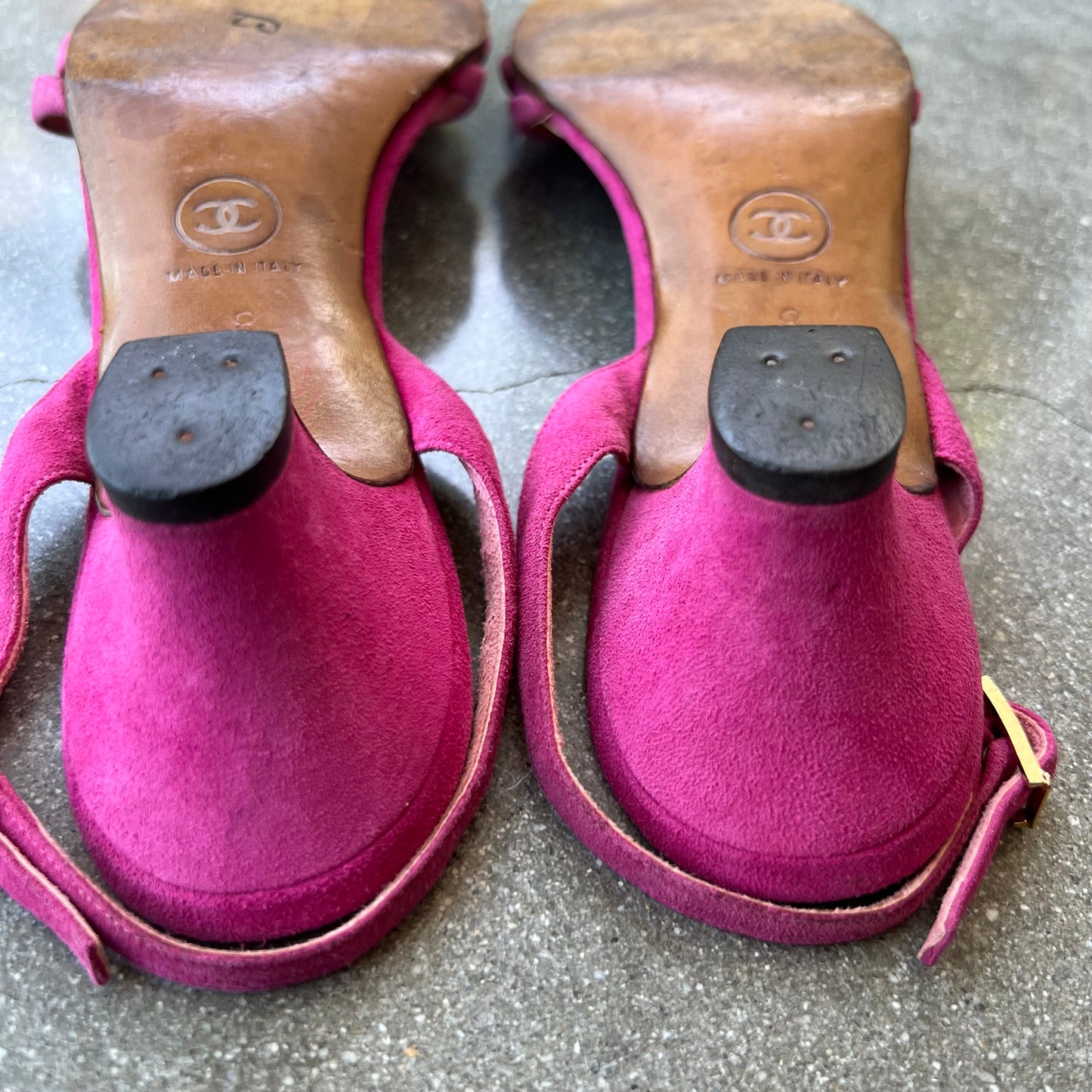 Chanel Fuchsia Suede Slingback Kitten Heels 7.5