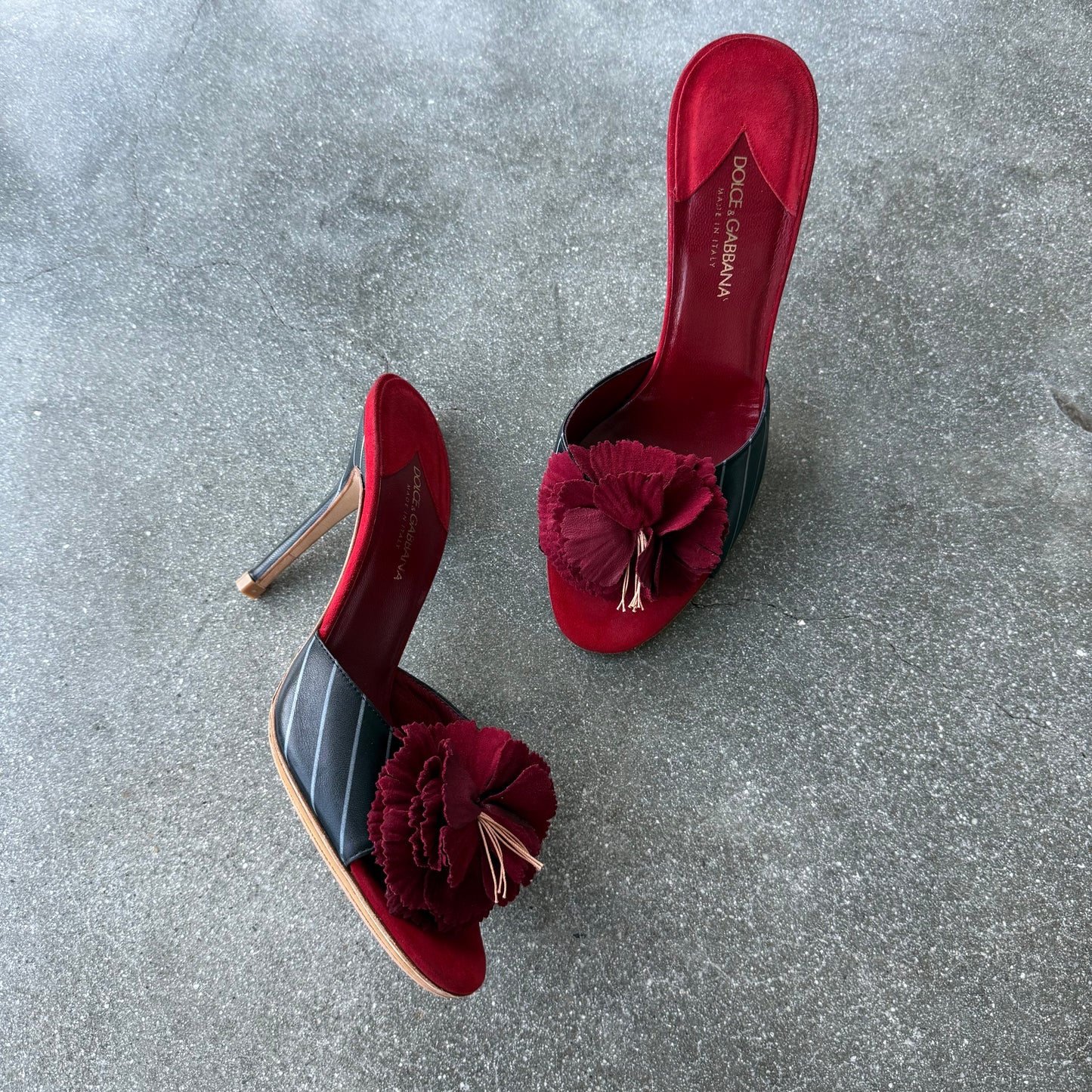Early 00s Dolce & Gabbana Rosette Pinstripe Mules - US 7.5