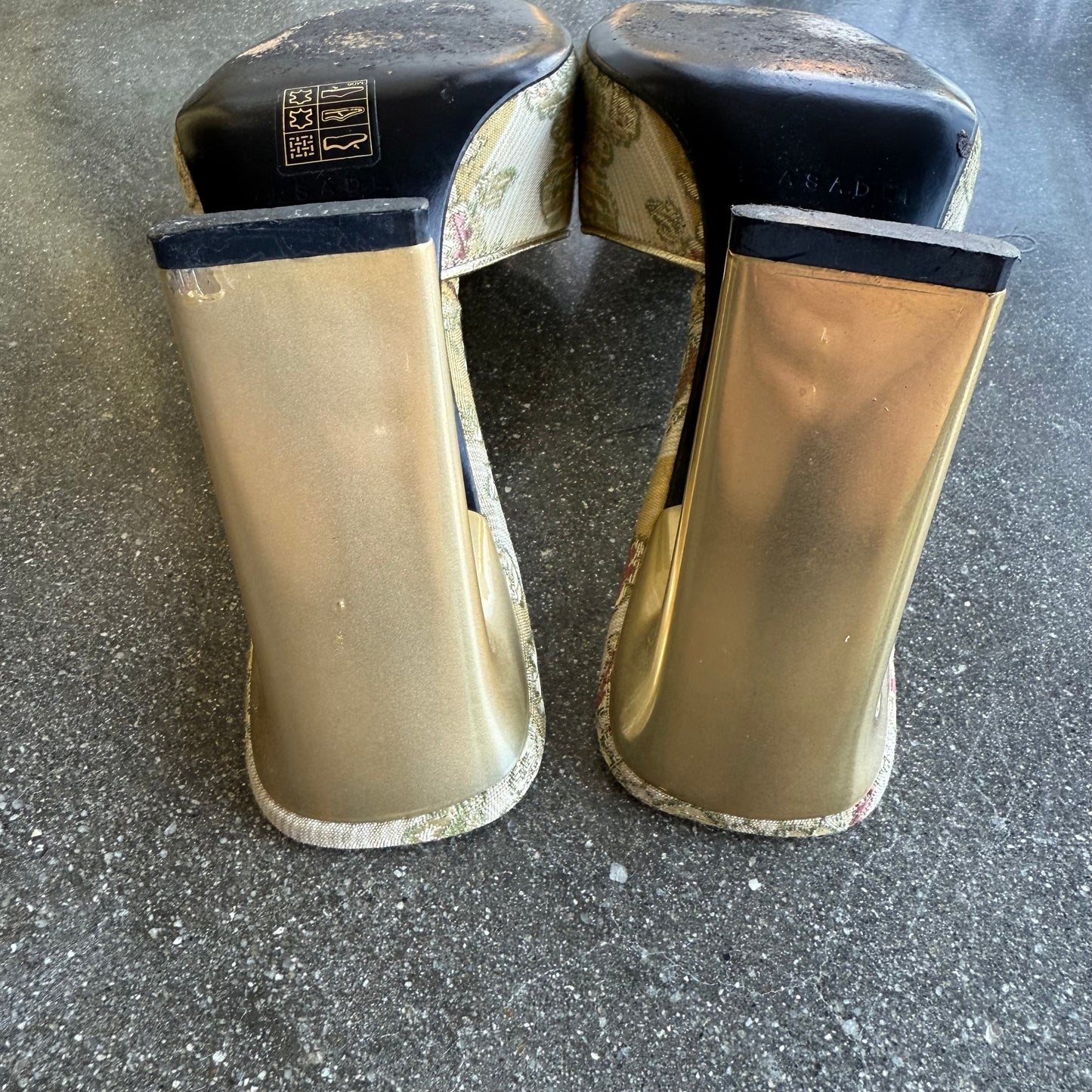 00s Casadei Jacquard Gold Mules - US 7