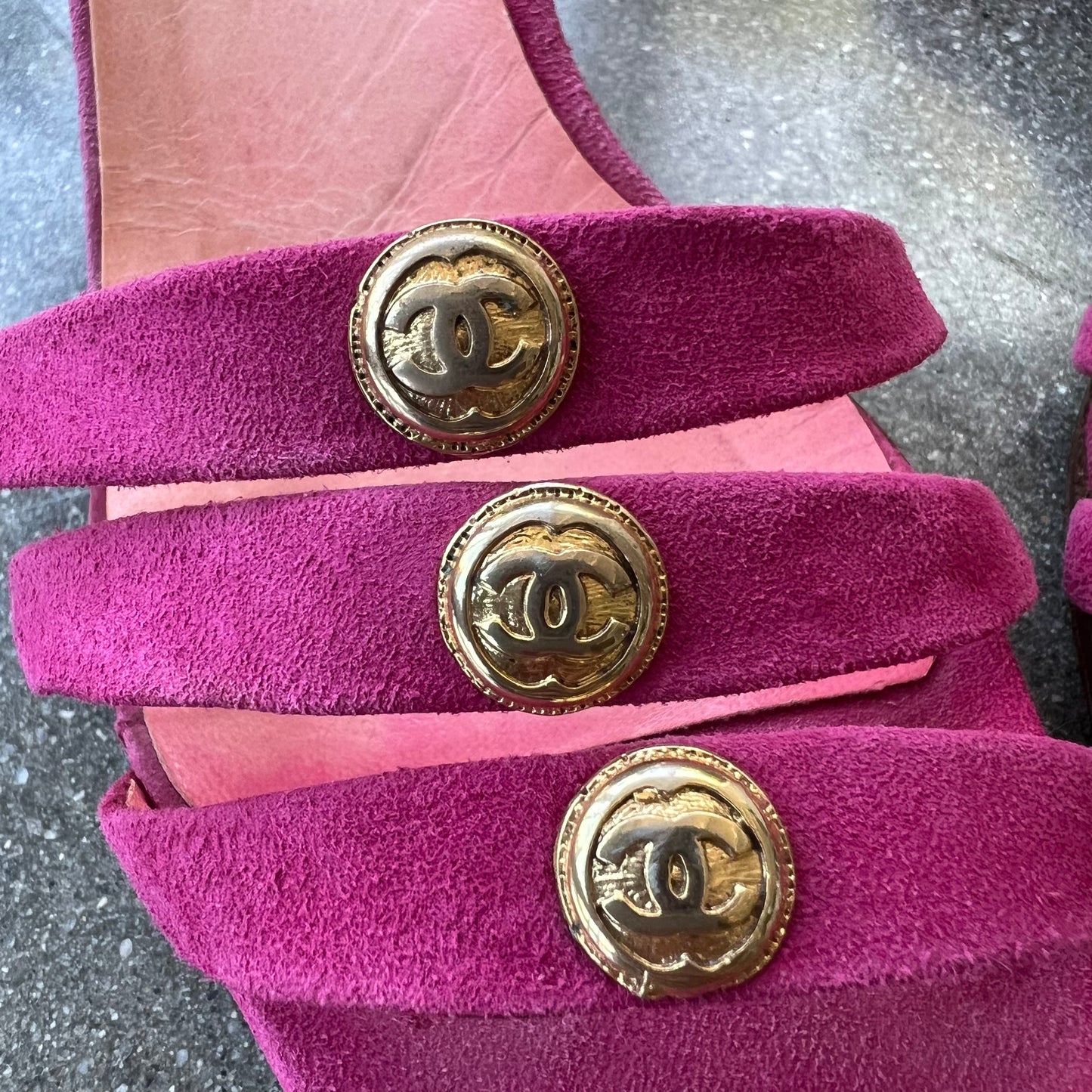 Chanel Fuchsia Suede Slingback Kitten Heels 7.5