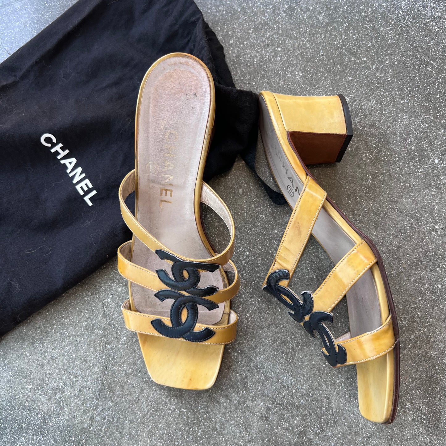 Spring 1995 Yellow Patent Chanel Sandals 37