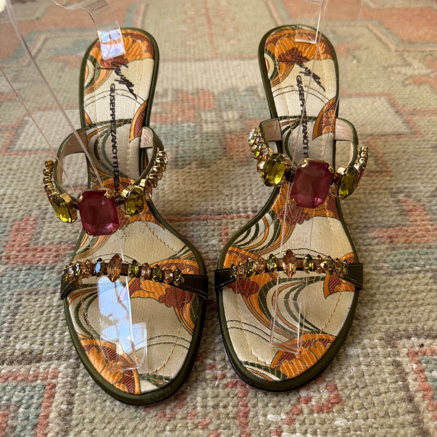 00s Giuseppe Zanotti Green Jeweled Sandals - US 8