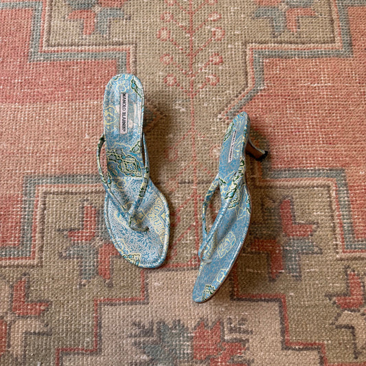 00s Manolo Blahnik Metallic Thong Sandals - US 11-11.5