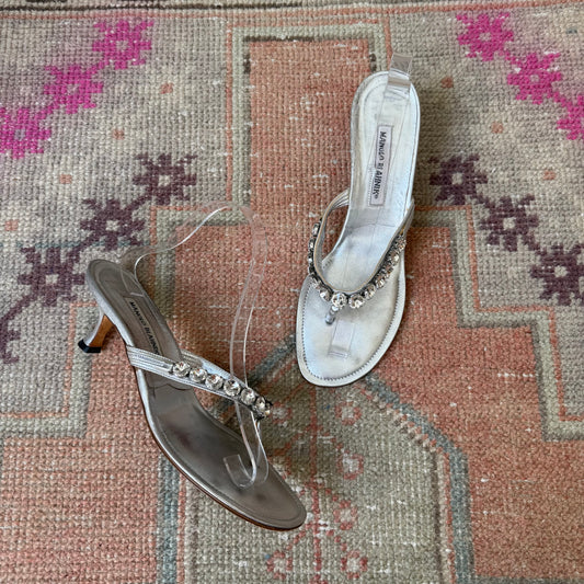 00s Silver Manolo Blahnik Thong Sandals - US 9.5