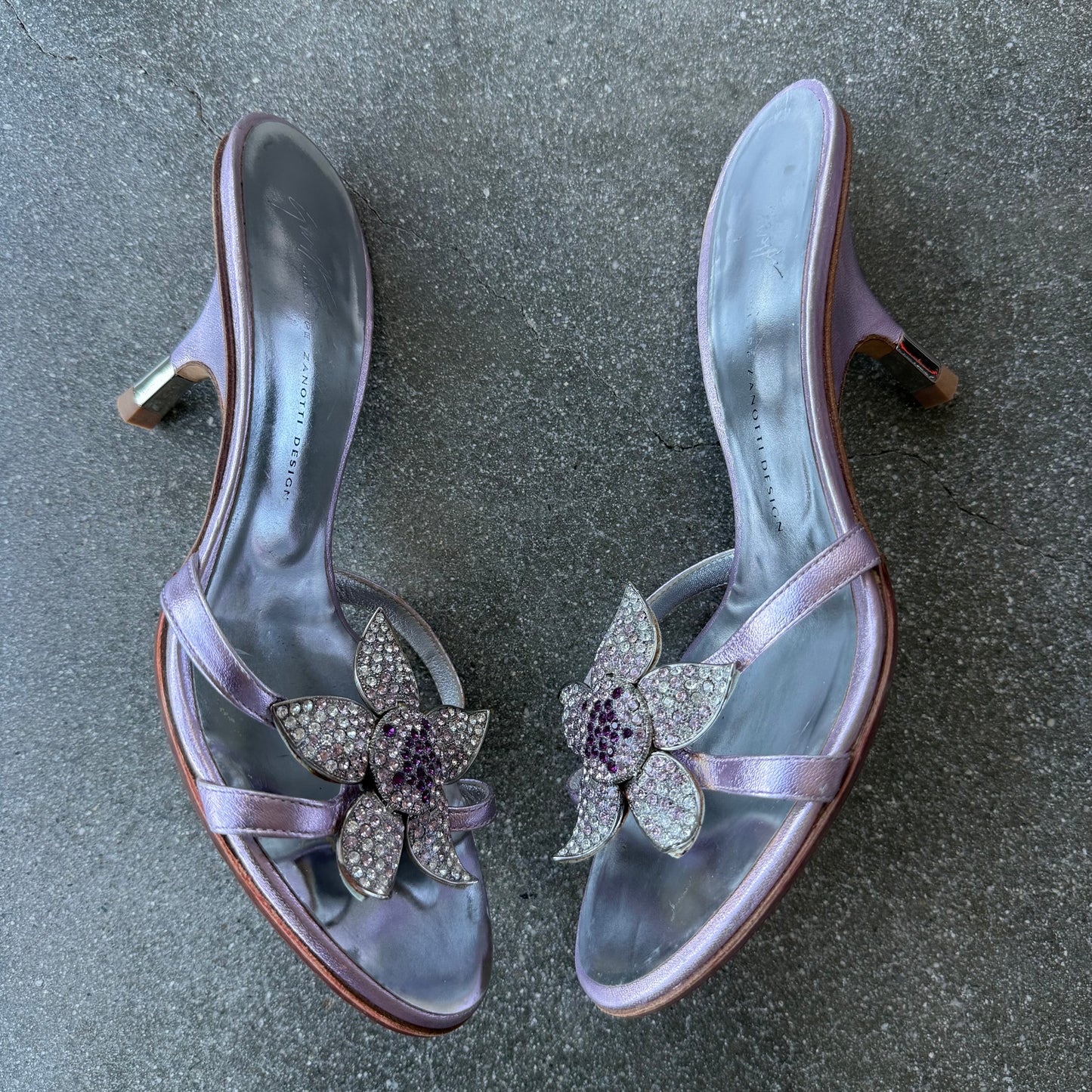 00s Giuseppe Zanotti Rhinestone Floral Mules - US 7.5