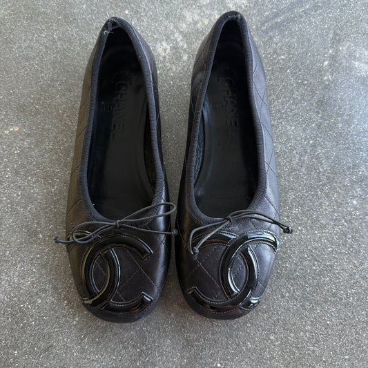 00s Chanel Cambon Lambskin Black Quilted Ballet Flats - US 7