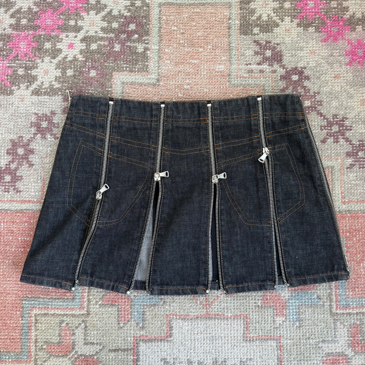 2004 D&G Zip Denim Mini Skirt - US S-L