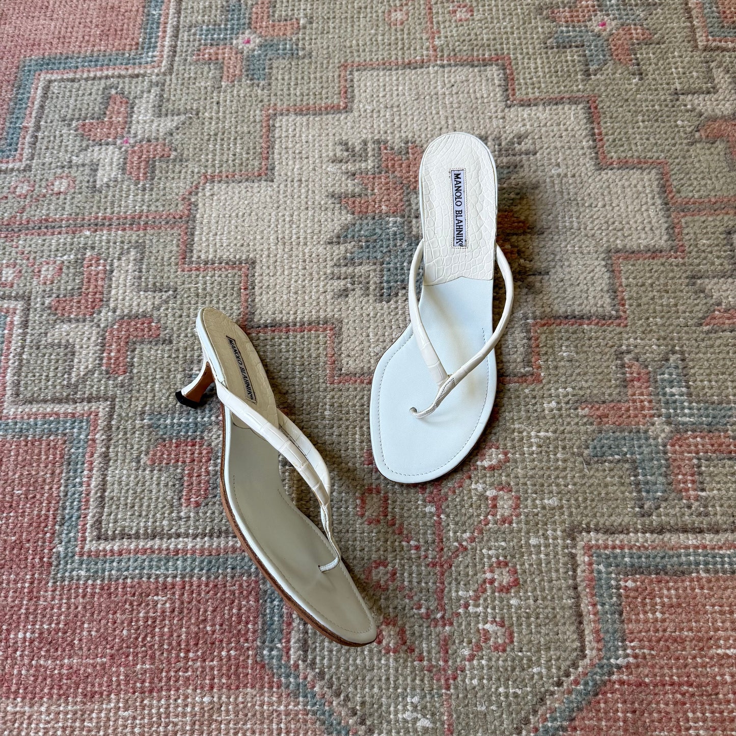 Vintage Manolo Blahnik White Paterno Thong Sandals - US 8-8.5
