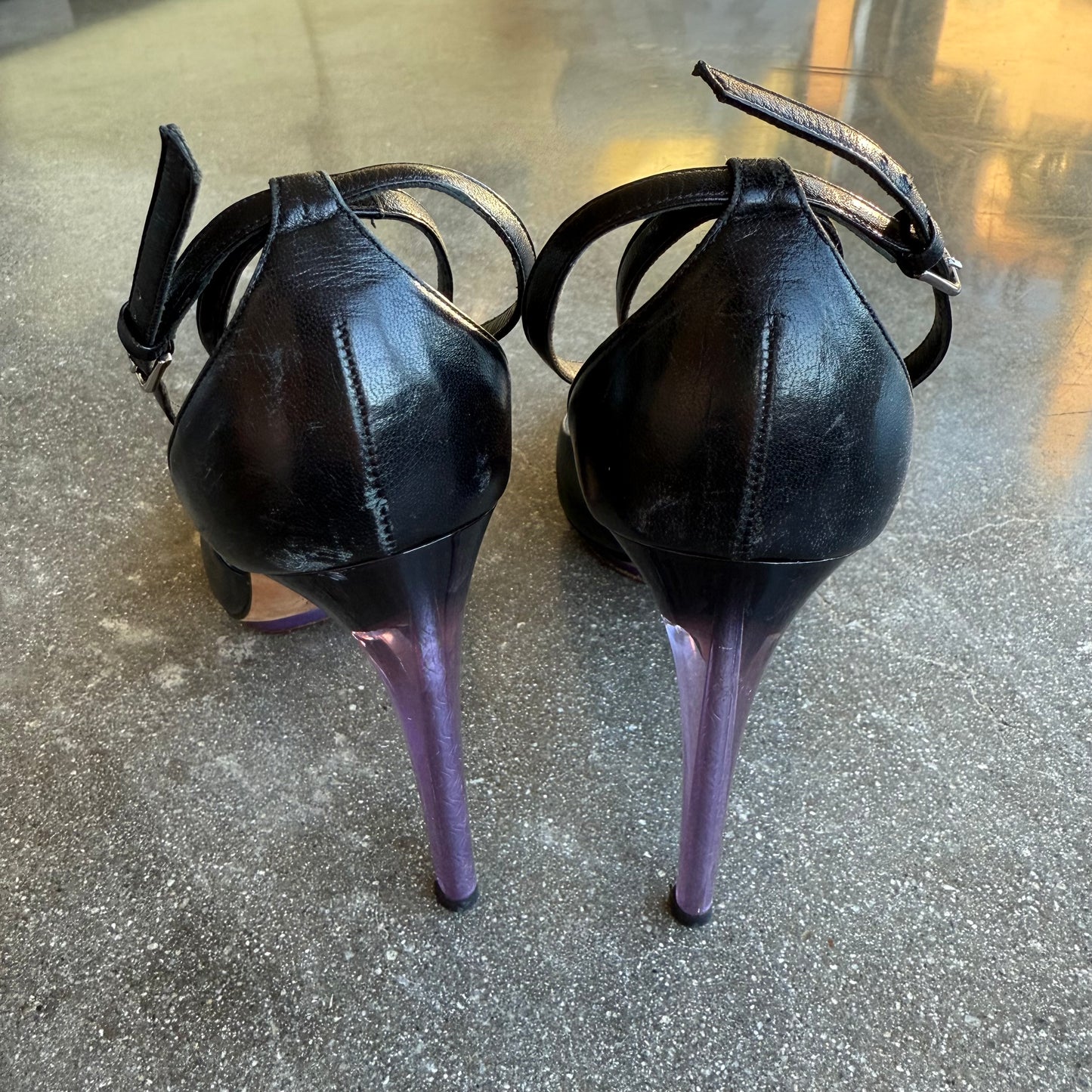 SS03 Tom Ford Yves Saint Laurent Dali Lip Heels - US 8.5