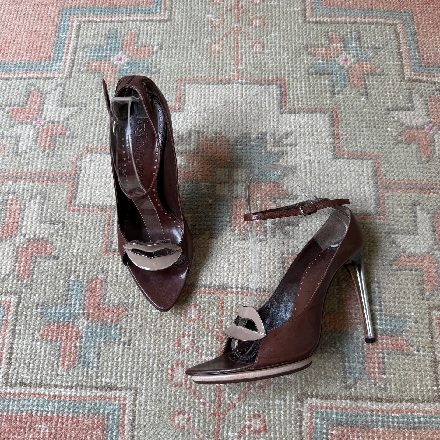 Tom Ford Yves Saint Laurent S/S2003 Dali Lip Heels - US 7.5