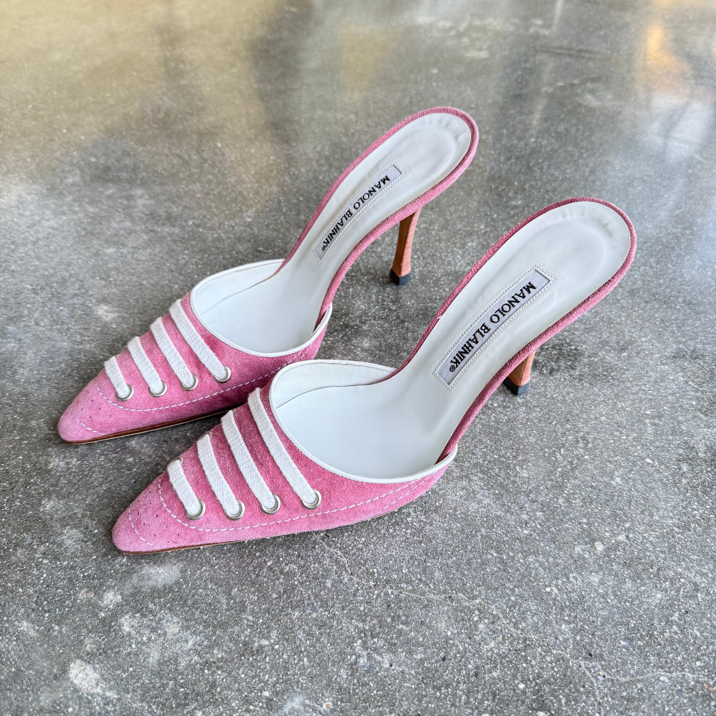S/S2003 Pink Suede Manolo Blahnik Lace Up Mules - US 7.5
