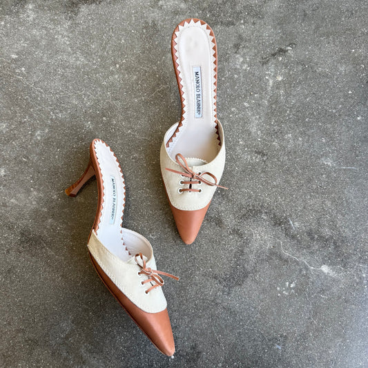 00s Manolo Blahnik Leather and Canvas Lace Up Mules - US 8.5