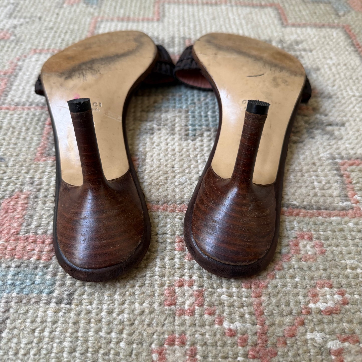 2001 Tom Ford Gucci Monogram Bow Mules - US 8