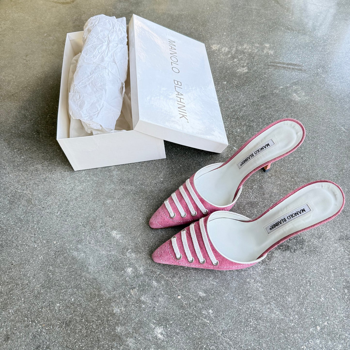 S/S2003 Pink Suede Manolo Blahnik Lace Up Mules - US 7.5