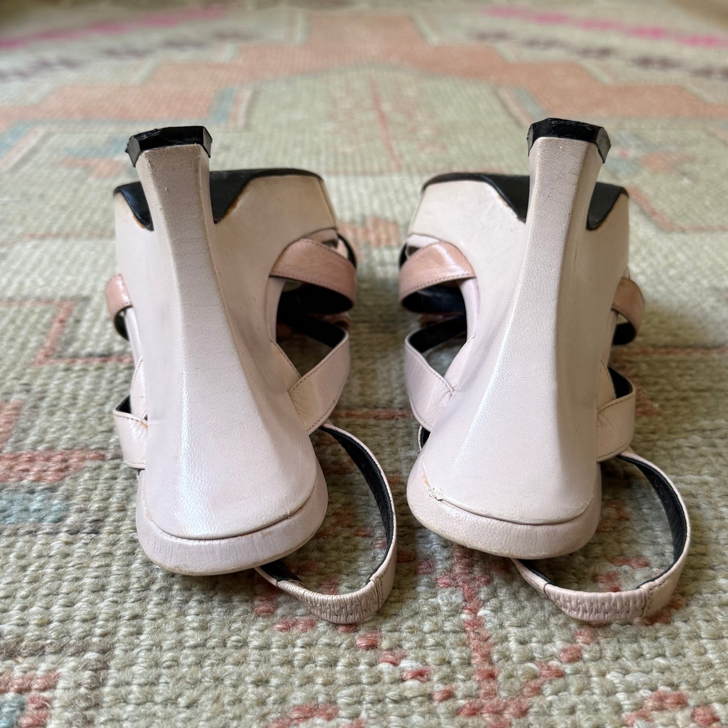 S/S2005 Galliano Dior Pink Bow Wedge - US 5.5-6