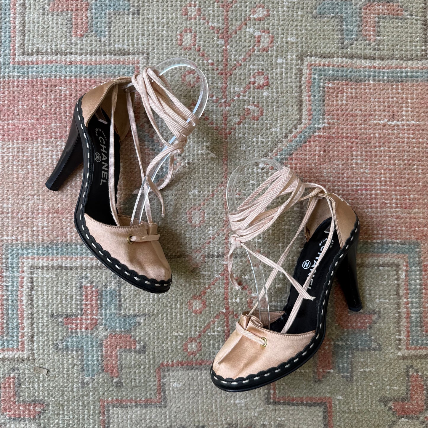 S/S2003 Chanel Pink Silk Satin Wrap Ballet Pumps - US 5.5-6