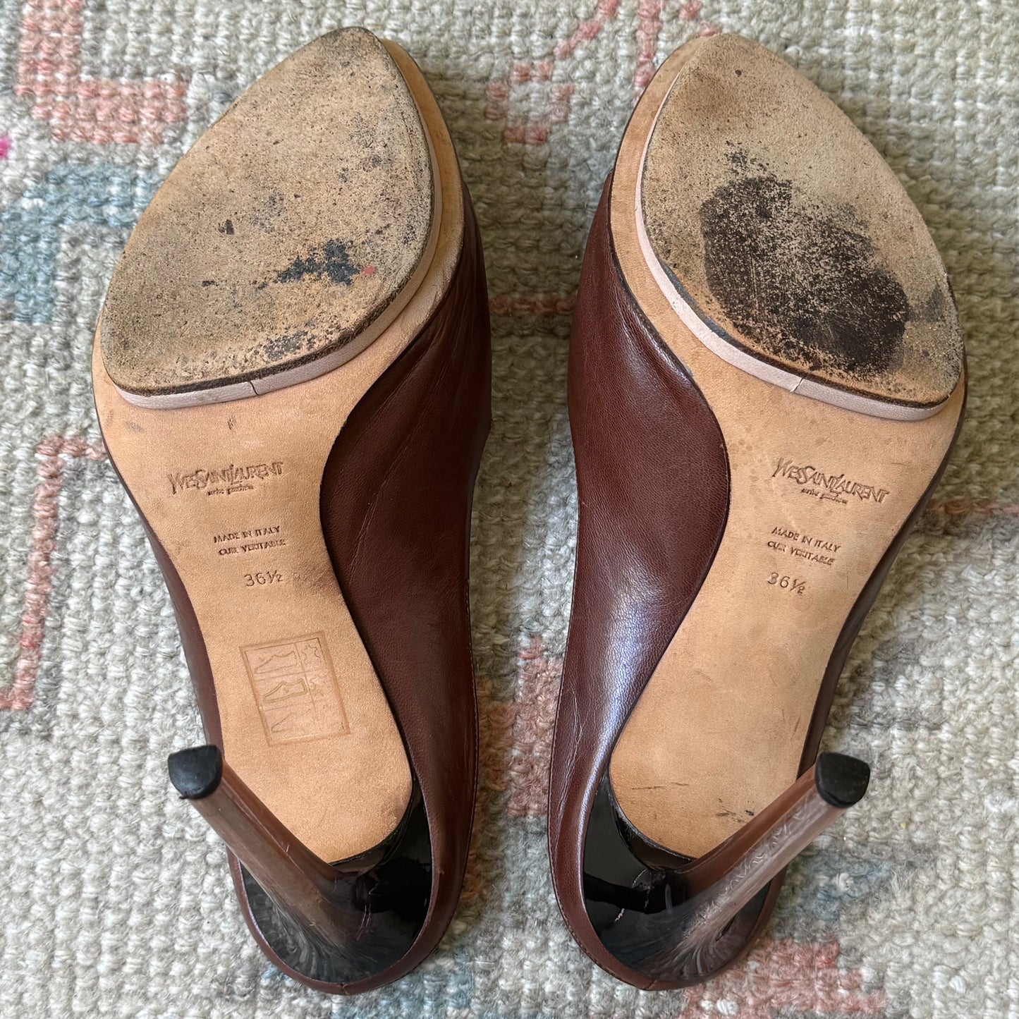 S/S2003 Tom Ford Yves Saint Laurent Kiss Mules - US 6.5