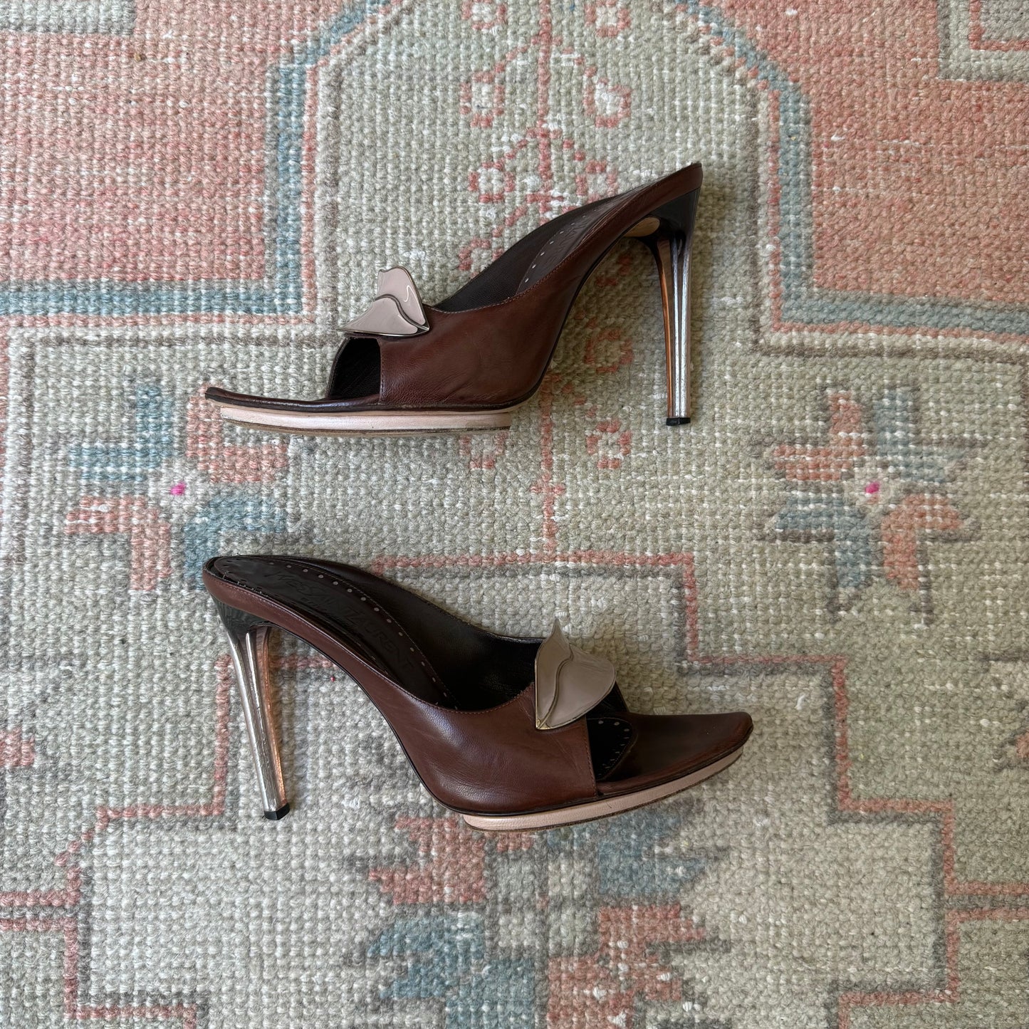 S/S2003 Tom Ford Yves Saint Laurent Kiss Mules - US 6.5