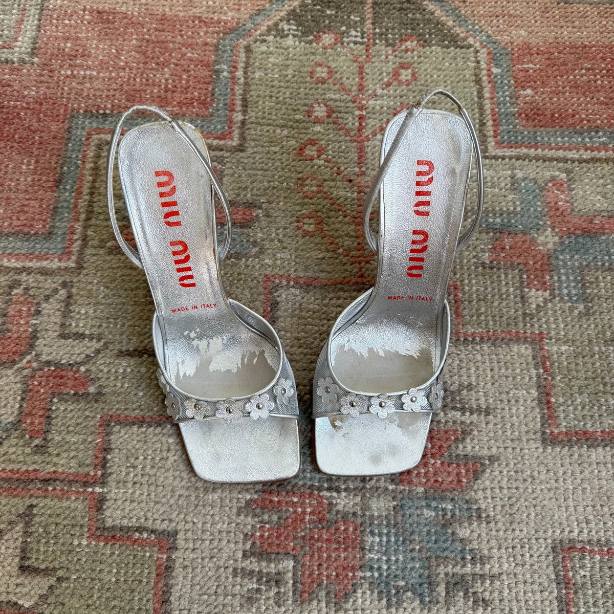 F/W1999 miu miu Silver Floral Slingbacks - US 7