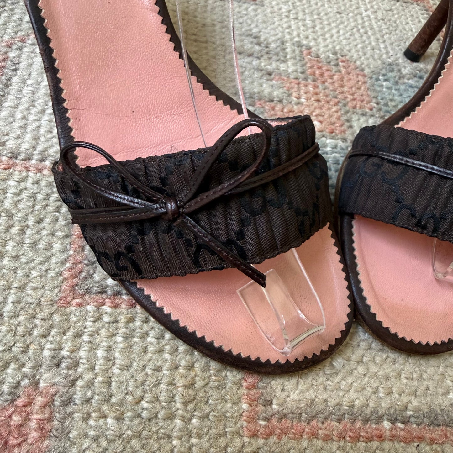 2001 Tom Ford Gucci Monogram Bow Mules - US 8