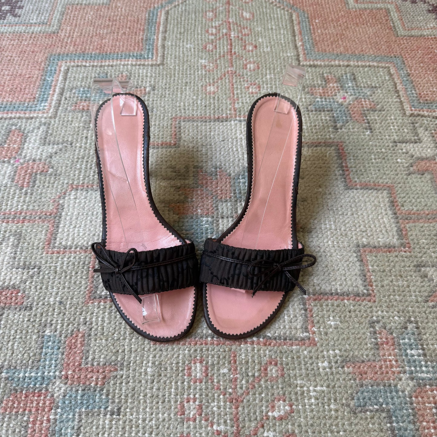 2001 Tom Ford Gucci Monogram Bow Mules - US 8