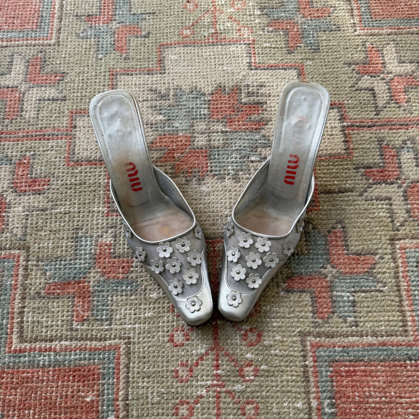 S/S1999 miu miu Silver Leather Floral Mules - US 8.5