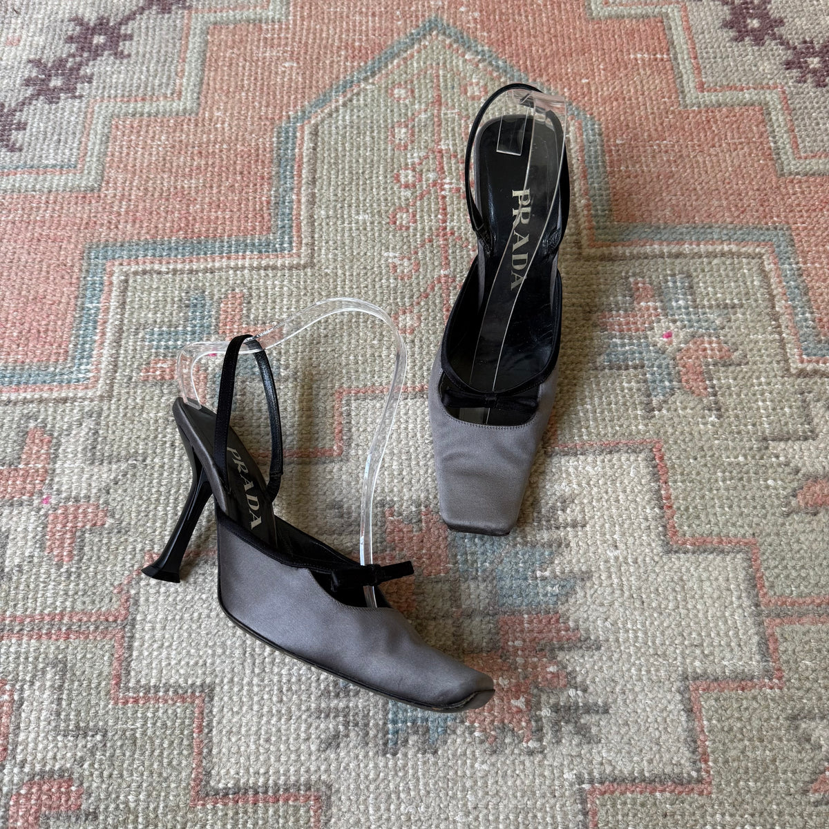 S/S1999 Prada Gray Silk Satin Bow Slingbacks - US 7.5