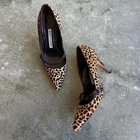 00s Manolo Blahnik Cheetah Print Pony Hair Mary Janes - US 7.5