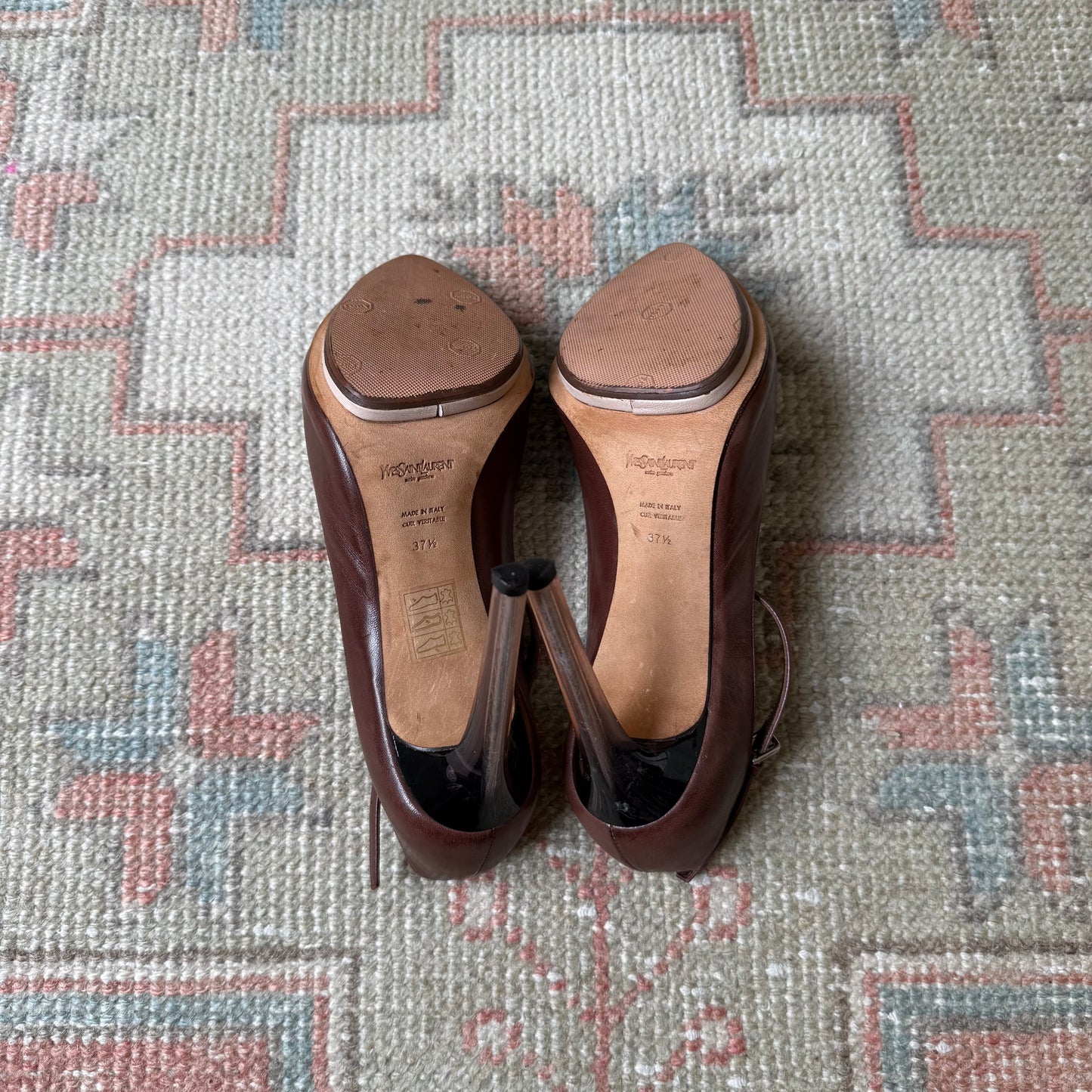 Tom Ford Yves Saint Laurent S/S2003 Dali Lip Heels - US 7.5