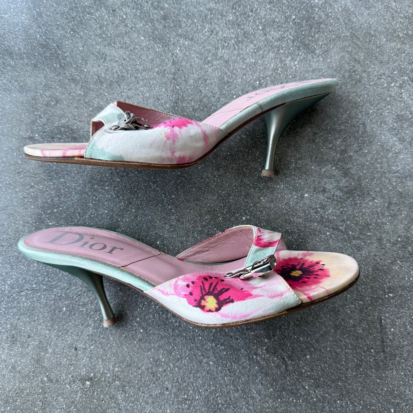 SS05 John Galliano Christian Dior Satin Lock and Key Sandals - US 7.5