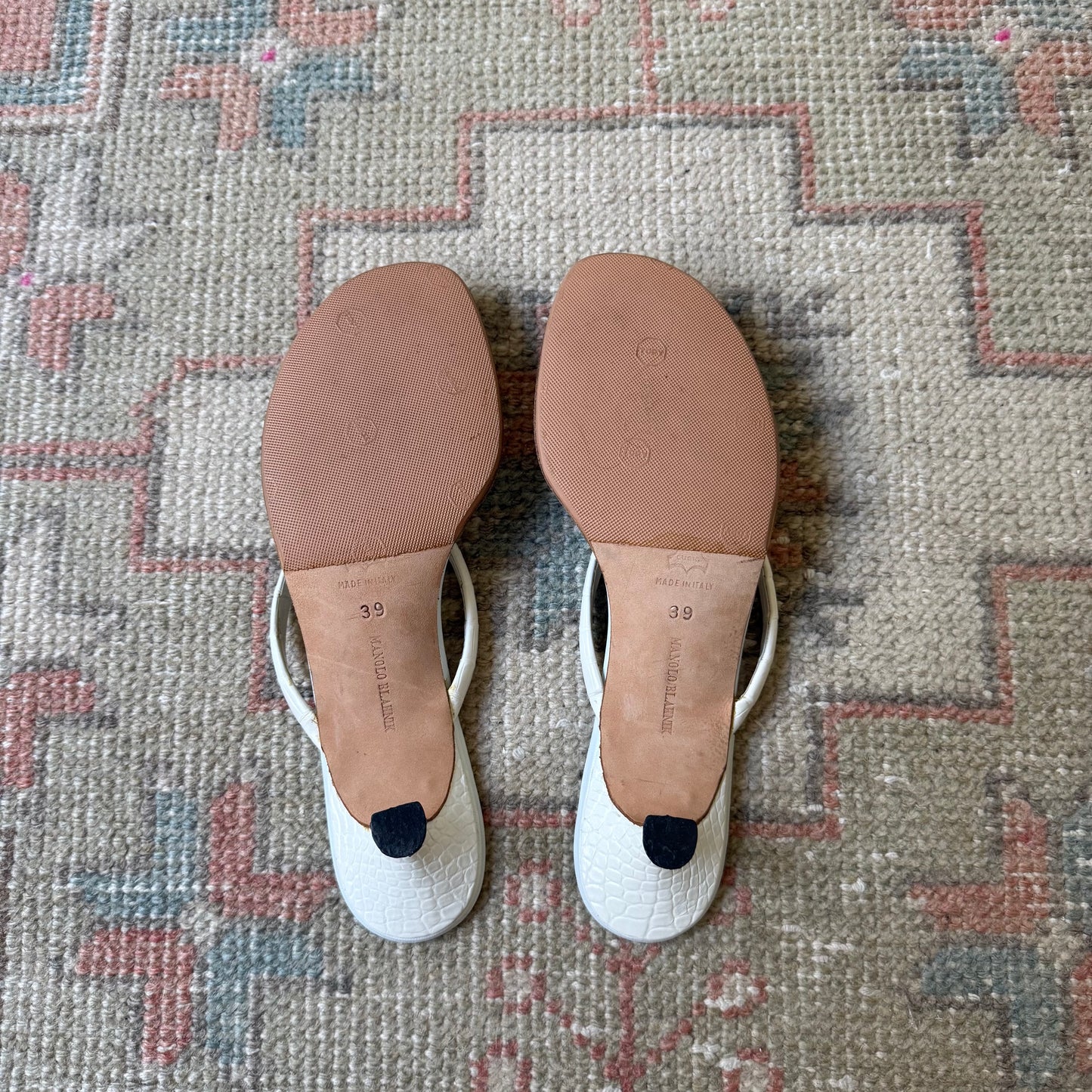 Vintage Manolo Blahnik White Paterno Thong Sandals - US 8-8.5
