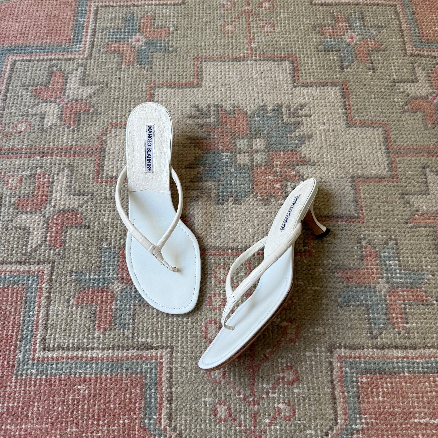 Vintage Manolo Blahnik White Paterno Thong Sandals - US 8-8.5
