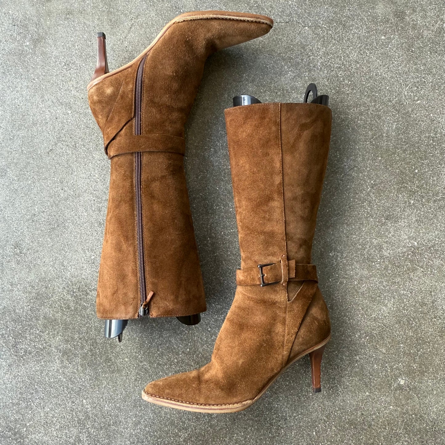 Gucci by Tom Ford Tobacco Suede Buckle Boots - US 6