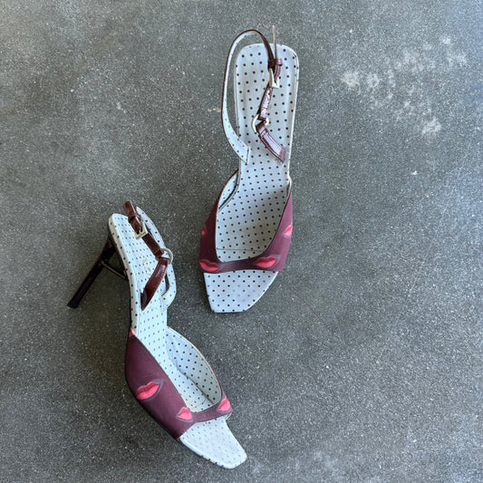 SS00 Prada Lip Sandals - US 8.5