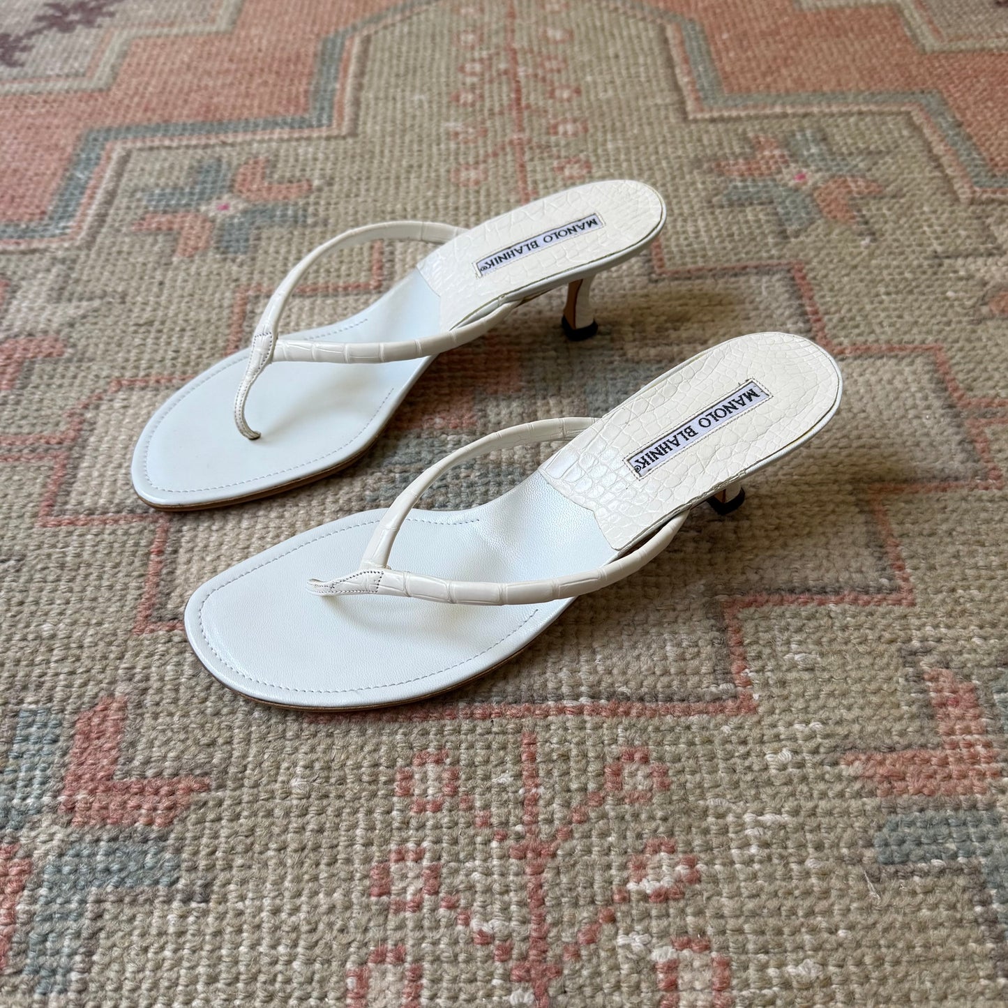 Vintage Manolo Blahnik White Paterno Thong Sandals - US 8-8.5