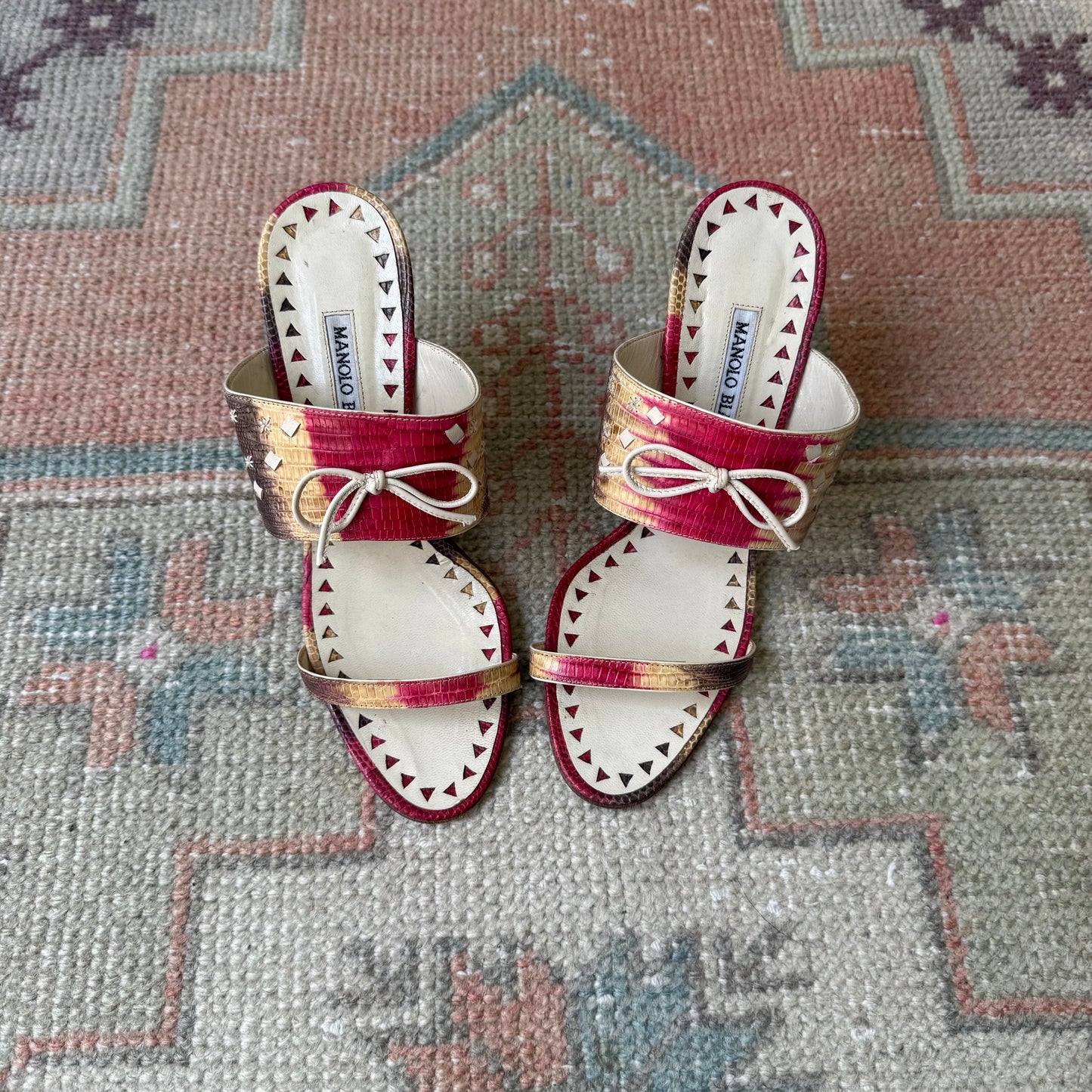 00s Manolo Blahnik Lizard Bow Sandals - US 6-6.5