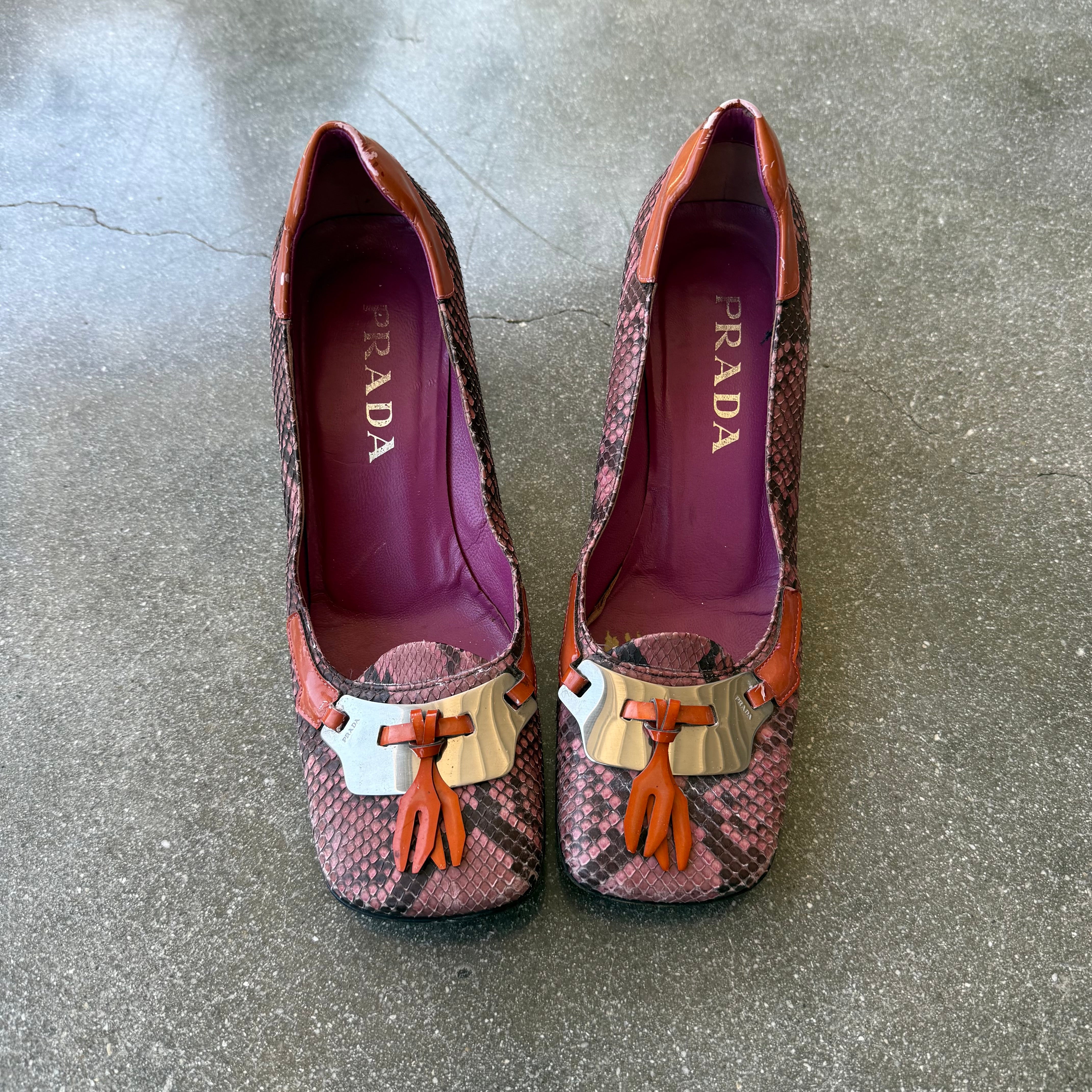靴 PRADA python leather pumps pink Vintage Prada Real Pale Pink Snakeskin Leather Shoes, Prada