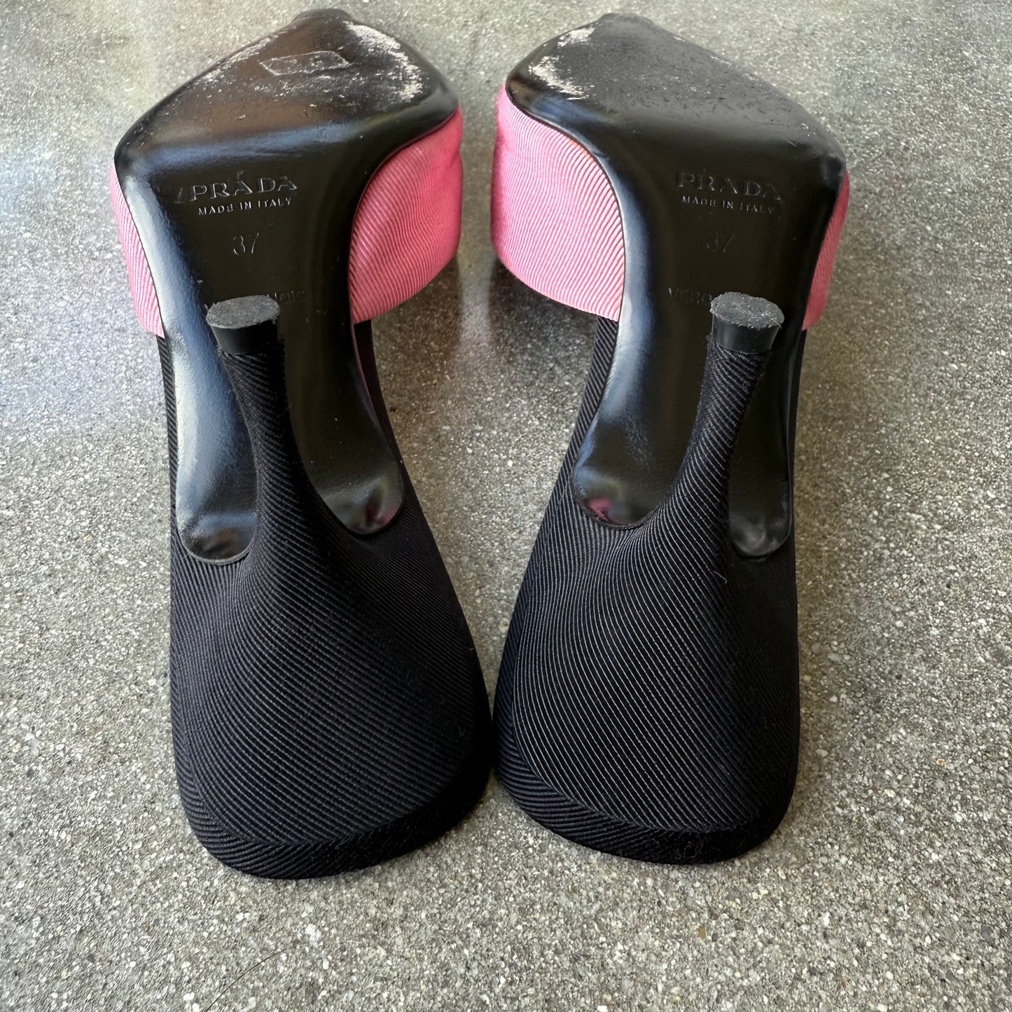 00s Prada Silk Black and White Grosgrain Mules - US 7