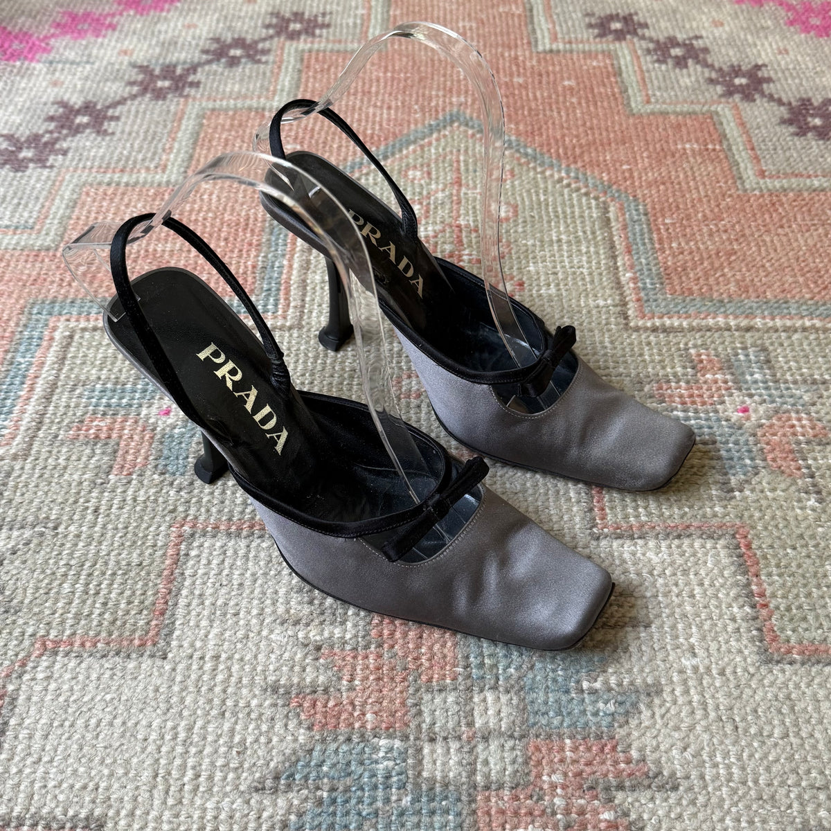S/S1999 Prada Gray Silk Satin Bow Slingbacks - US 7.5