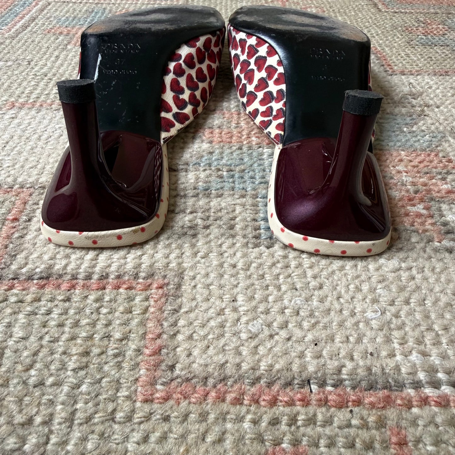S/S2000 Prada Red Heart and Bow Sandals - US 7-7.5